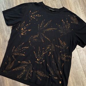Robert Barakett Black and Brown Patterned Tee